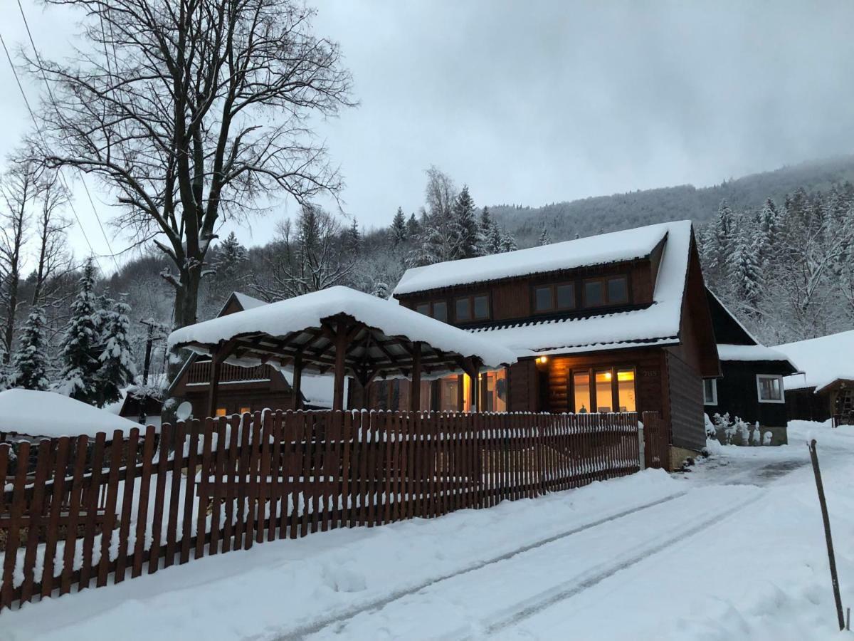 Viktoria- Neakceptujeme Mlade Partie Villa Terchová Exterior photo